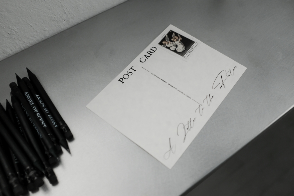 수집미학, 홀리데이 캠페인 ‘Angel of Scent’ 진행 1674-Image